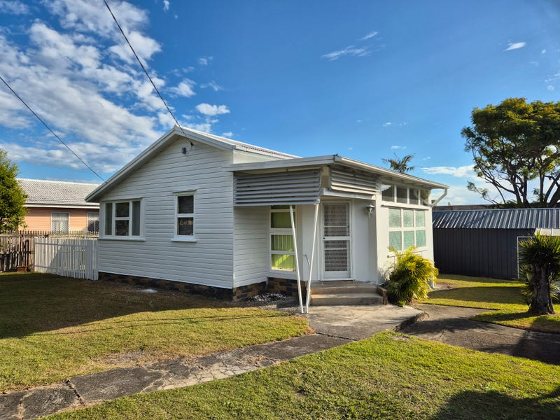 The actual Base Camp house at 24 Ashmole Road, Redcliffe